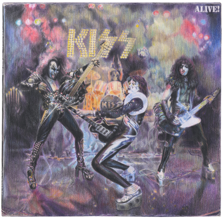 kiss alive illustration